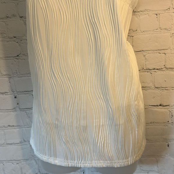 Evaless stretchy white cap sleeve blouse - Picture 3 of 6